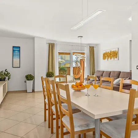 Vesna For 6 Persons Near With 32 M2 Private Pool, Kids Playground & Free Bikes *