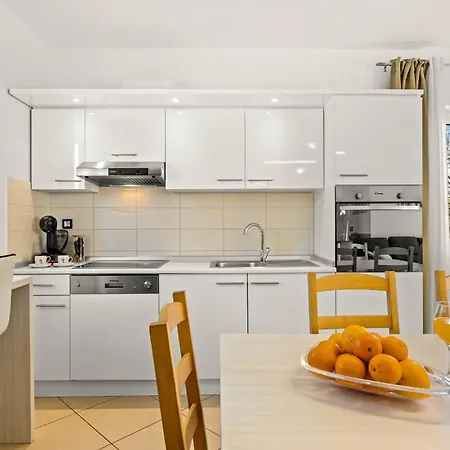 Vesna For 6 Persons Near With 32 M2 Private Pool, Kids Playground & Free Bikes Вилла *