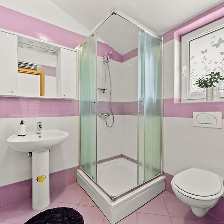 Vesna For 6 Persons Near With 32 M2 Private Pool, Kids Playground & Free Bikes Вилла Пула
